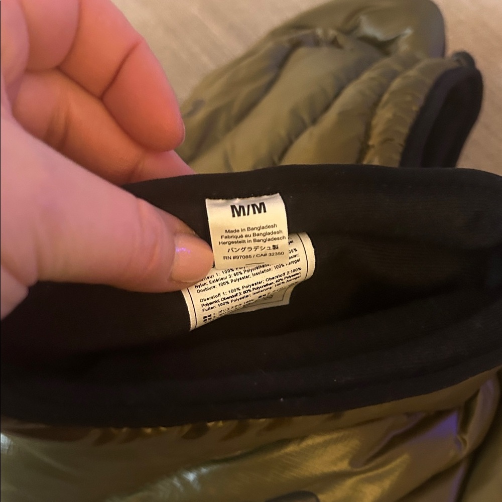 Outdoor Research Tundra Trax Booties in forest green. Size M. - Picture 3 of 8